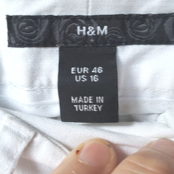 H&M cuffed white bermuda short 16 - Picture 5 of 6